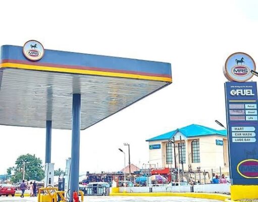 Matatar Dangote ta buƙaci a rika kai rahoton duk gidan man MRS da ke sayar da fetur fiye da Naira 739